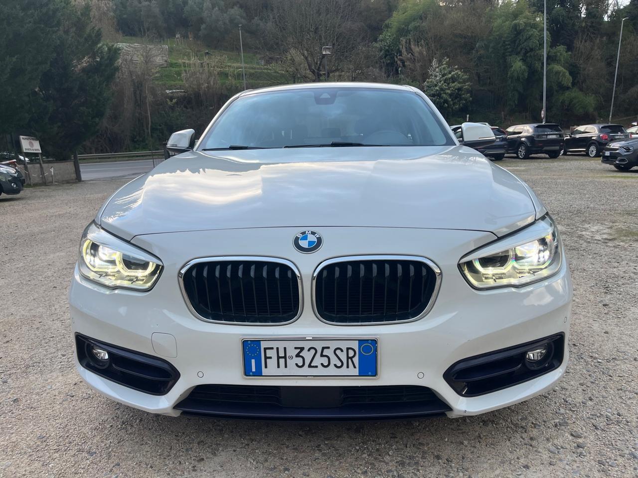 Bmw 118 118d 5p. Urban