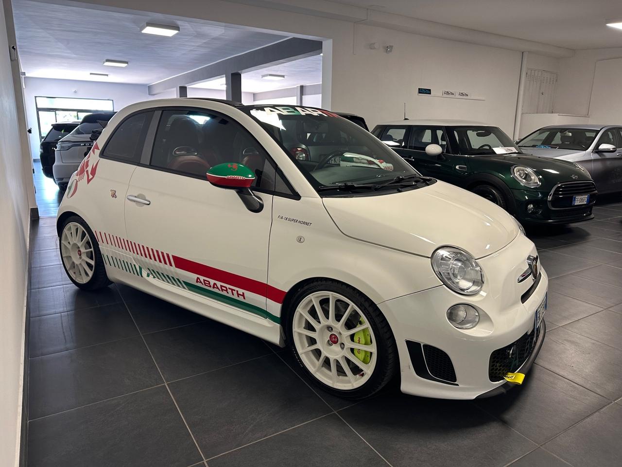 ABARTH CABRIO OVER 300CV MTA PELLE ROSSA PRONTA CONSEGNA