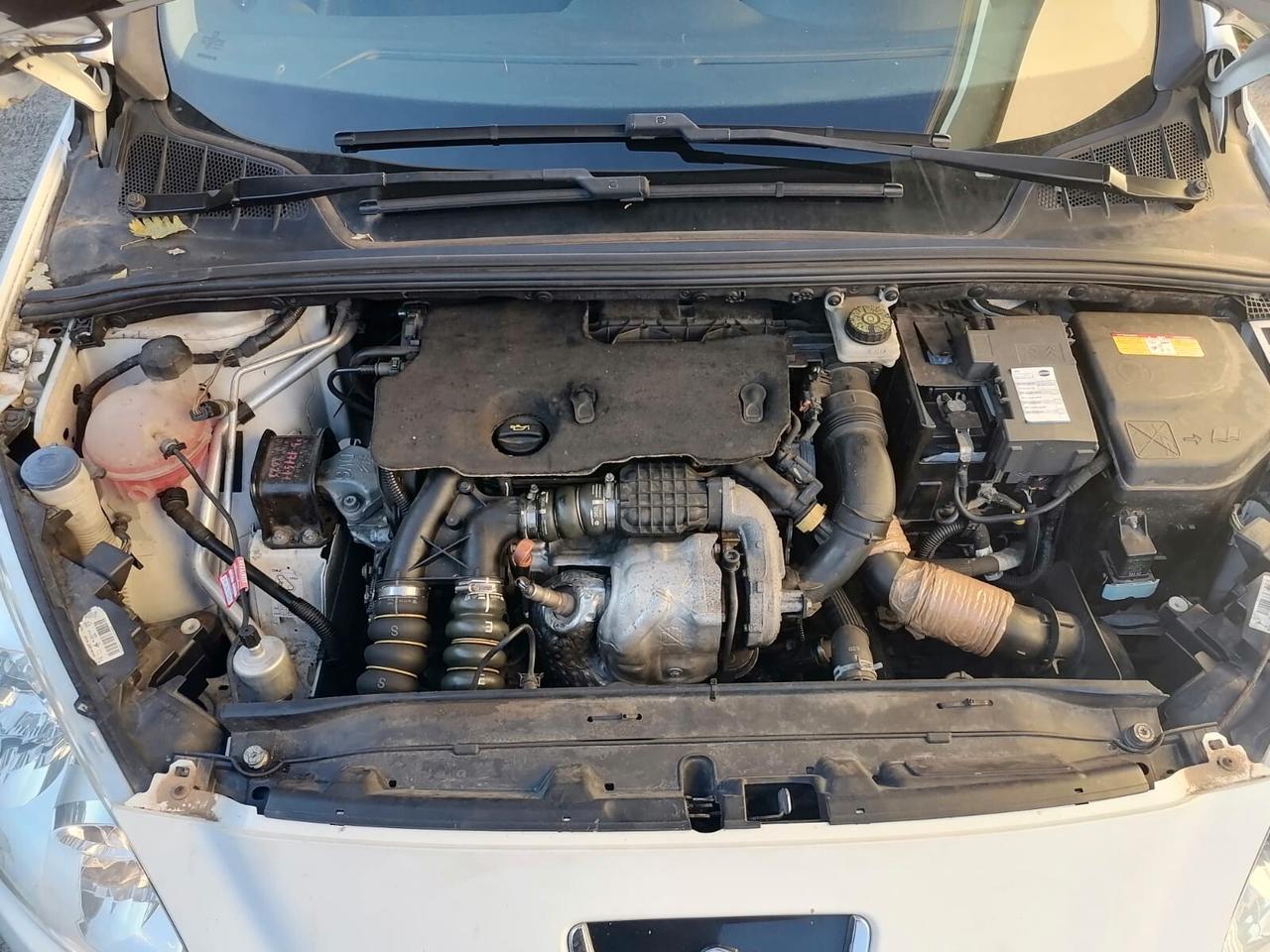 Peugeot 308 1.6 HDI – SW - 2012