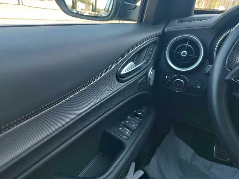 Alfa Romeo Stelvio 2.0 Turbo 280 CV AT8 Q4 Veloce