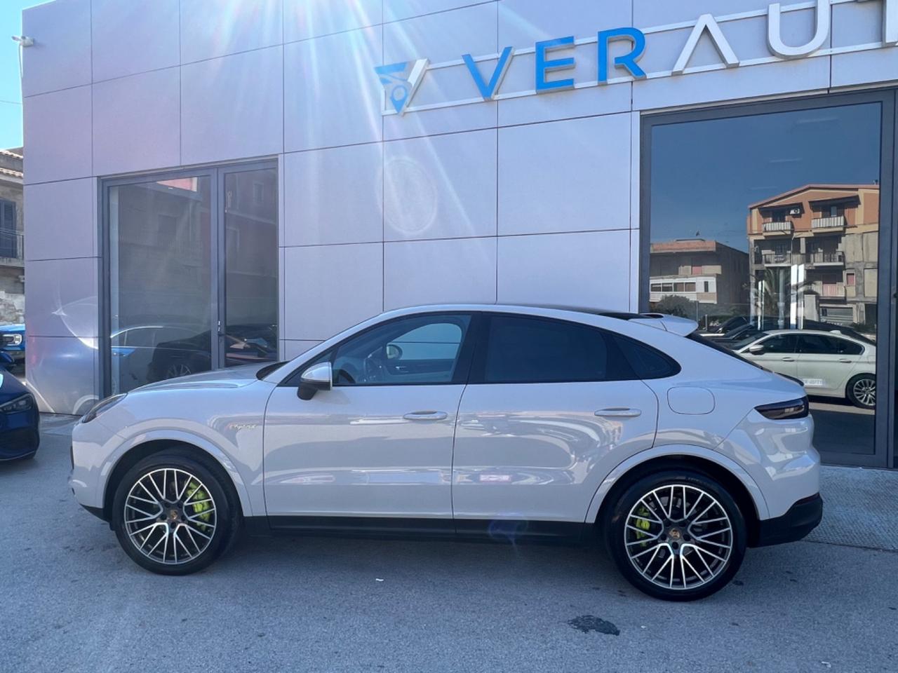 Porsche Cayenne Coupe 3.0 e-hybrid tiptronic