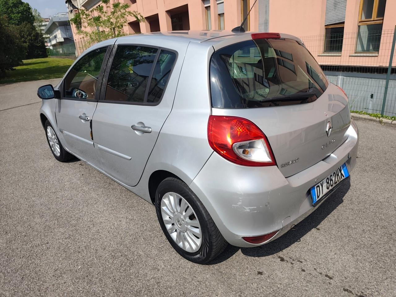 Renault Clio 1.2 16V 5 porte GPL Dynamique