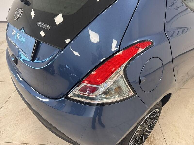 Lancia Ypsilon III 2021 1.0 firefly hybrid Gold s&s 70cv