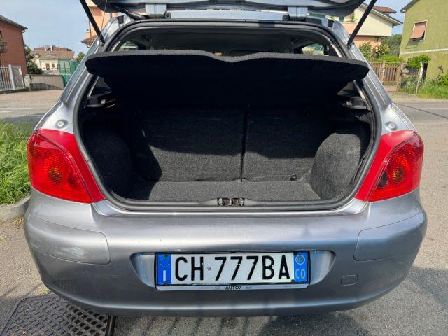 PEUGEOT 307 1.6 16V 5p. XR
