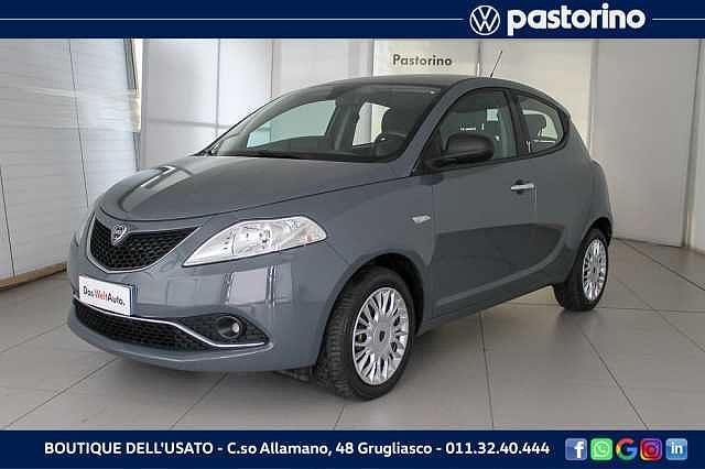 Lancia Ypsilon 1.2 69 CV 5 . Platinum - Cerchi in lega