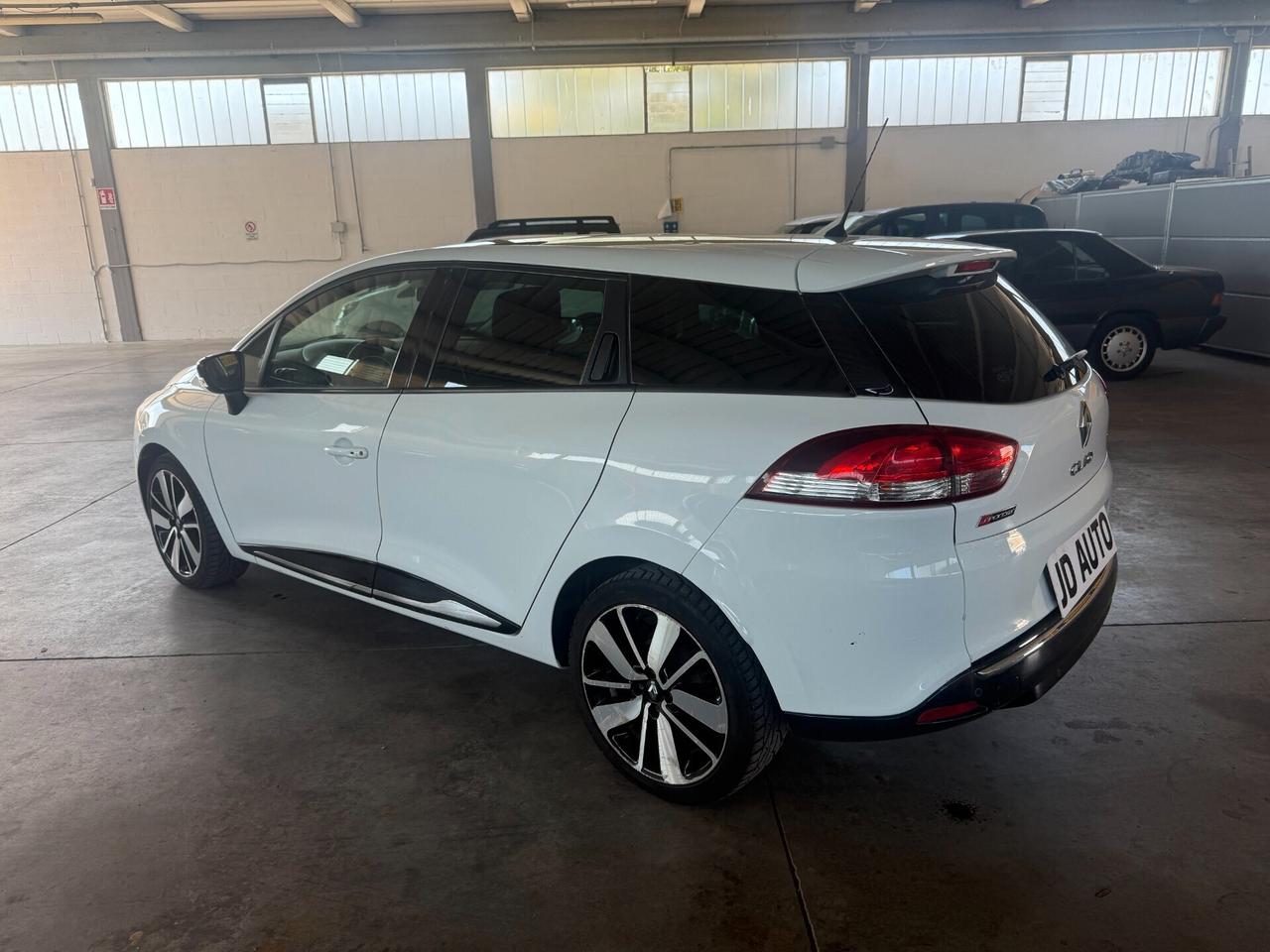 Renault Clio Sporter 1.5 dCi 8V 90CV Start&Stop 83gr. EcoBusiness