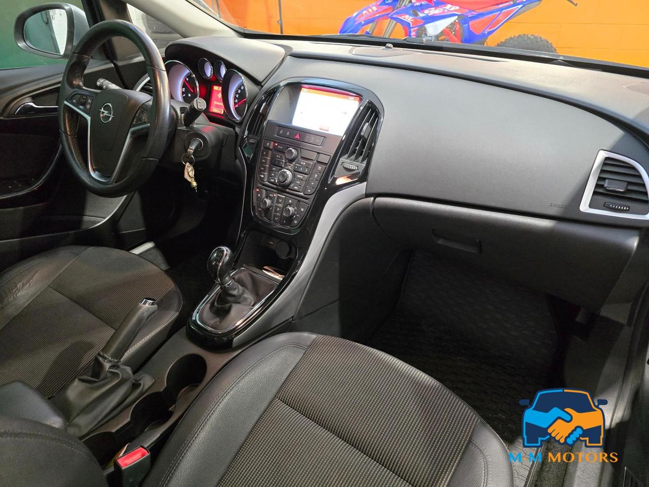 Opel Astra Sports Tourer 1.6 cdti (ecoflex) Cosmo s&s 136cv