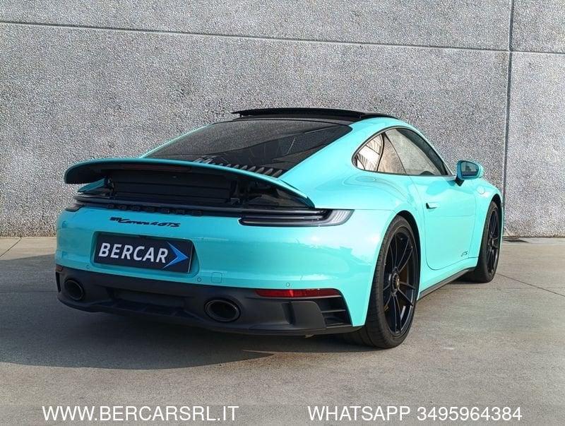 Porsche 911 Carrera 4 GTS