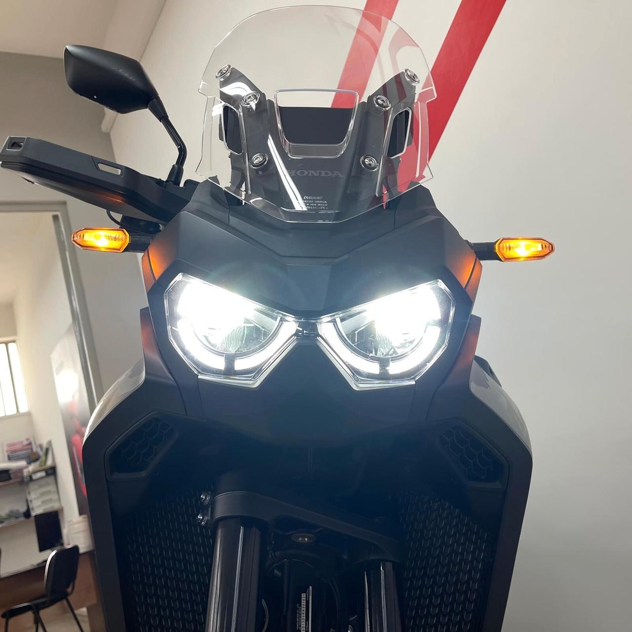 Honda Africa Twin 1100 automatica