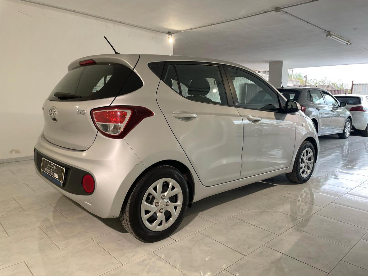 Hyundai i10 1.0 GPL DI SERIE NEOPATENTATI