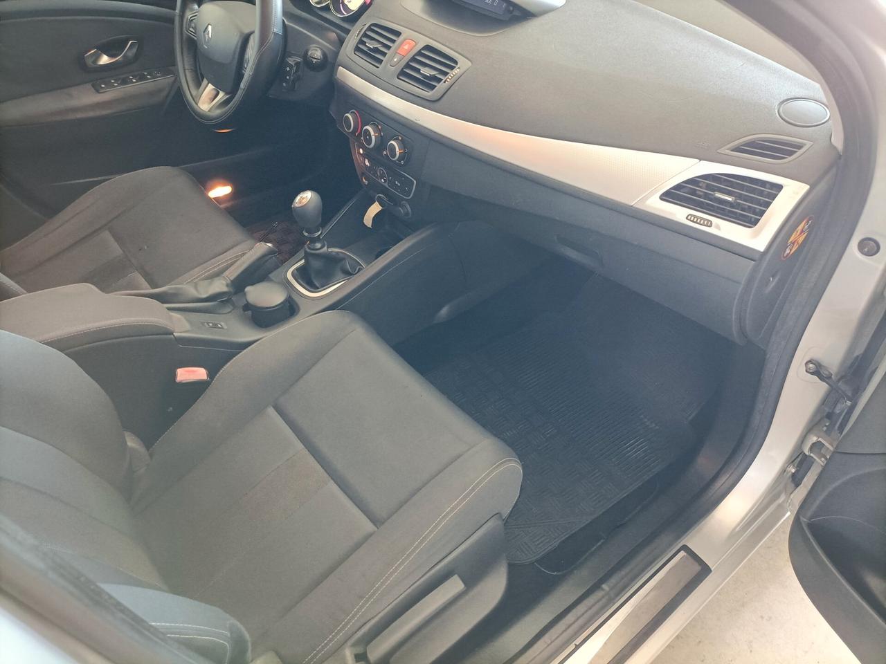 Renault Megane 1.5 dCi 110CV SporTour Dynamique 03/2010