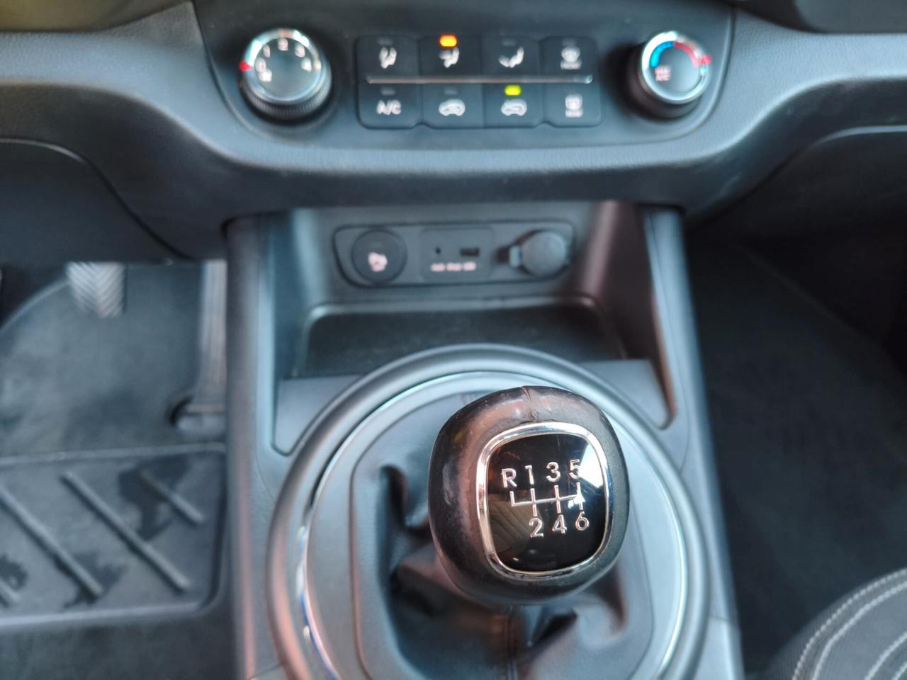 Kia Sportage 1.7 CRDI VGT 2WD Active