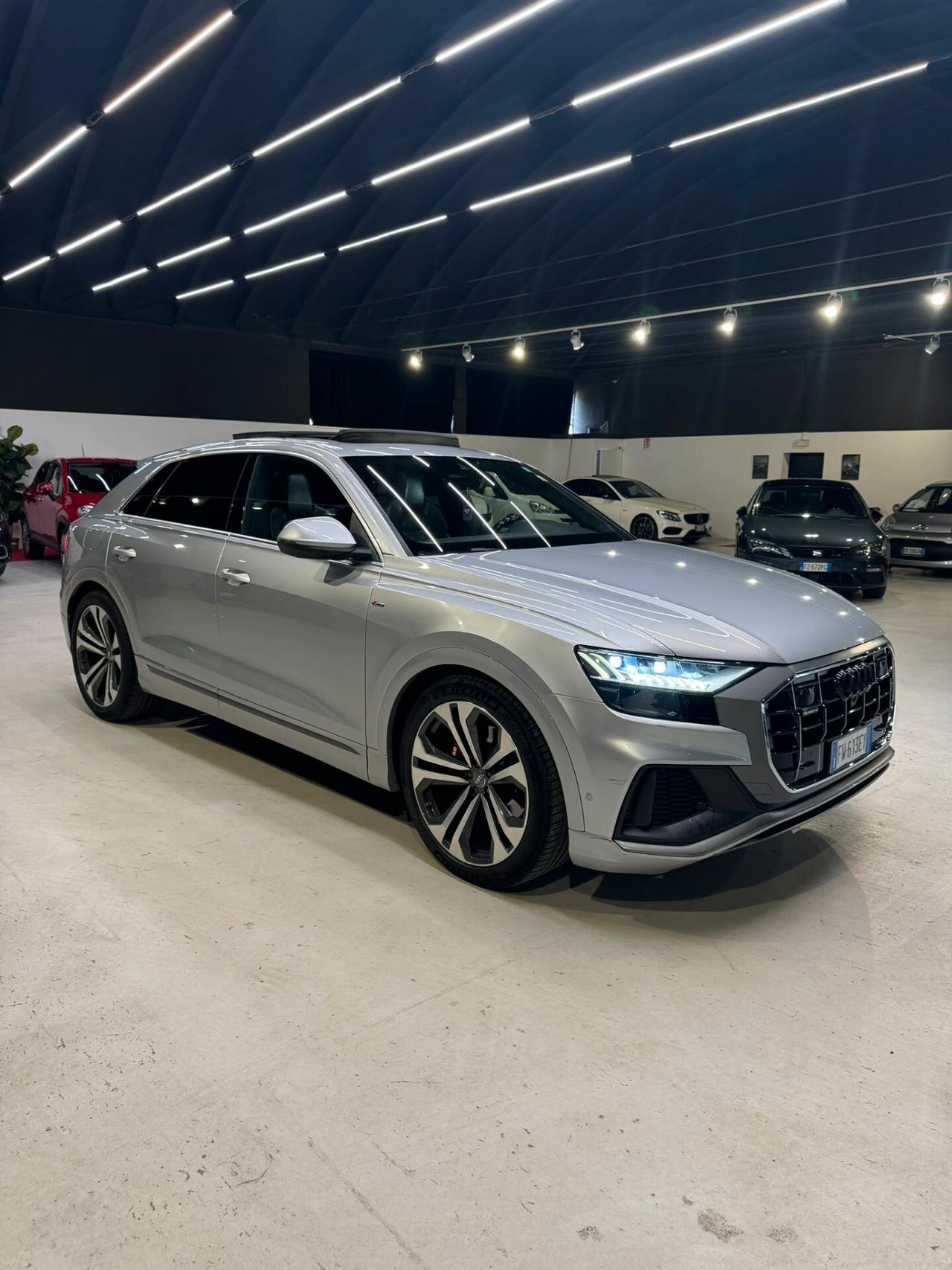 Audi Q8 50 TDI 286 CV quattro tiptronic Sport