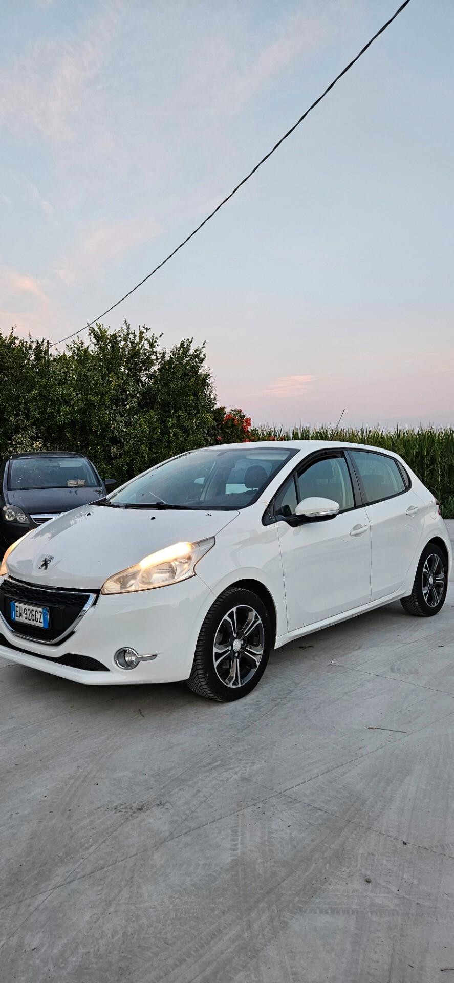 Peugeot 208 1.2 VTi 82 CV 5 porte Active
