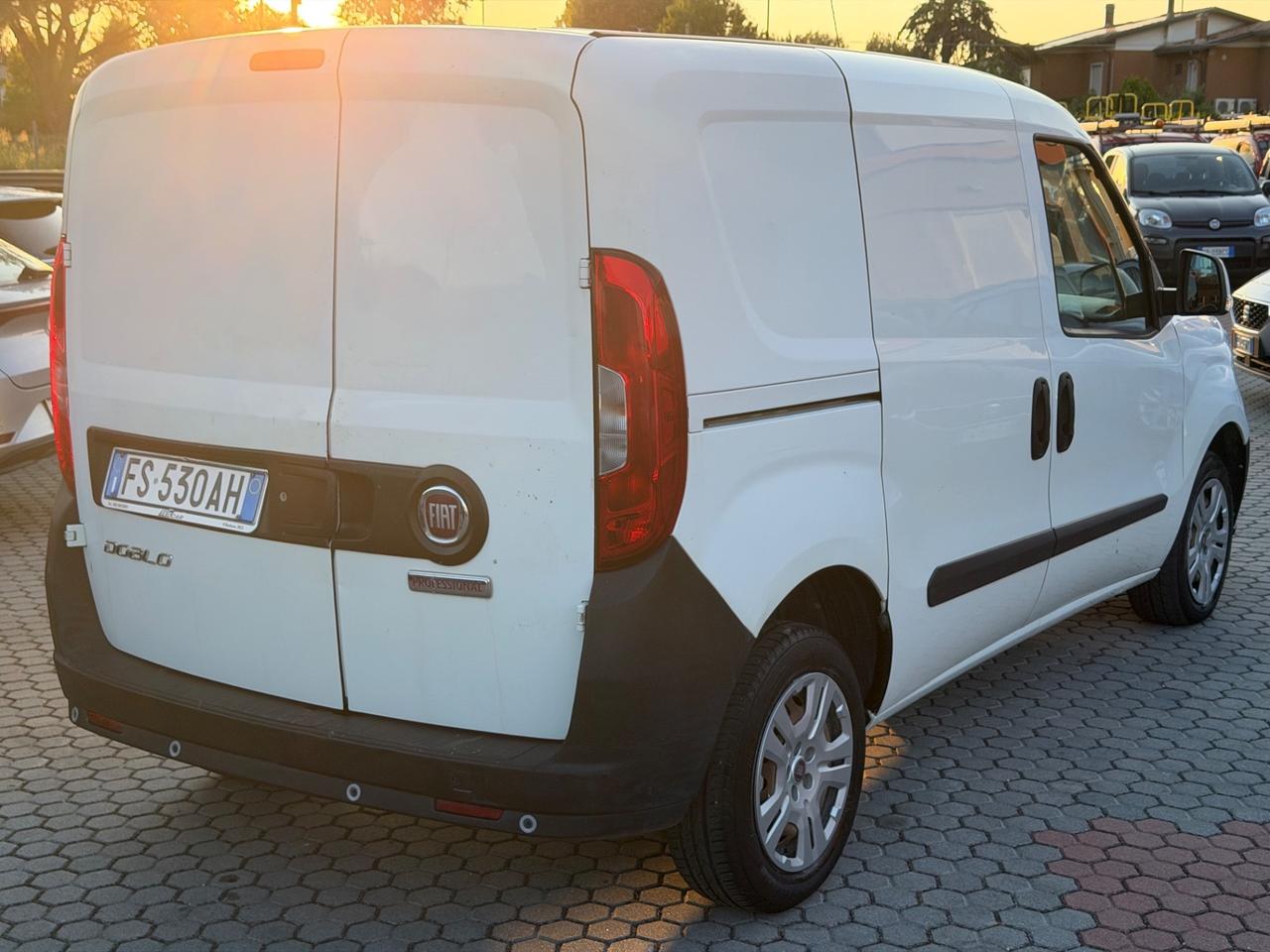 FIAT Doblò 1.6 MJT 105CV PC-TN Cargo Lamierato SX 3 Posti
