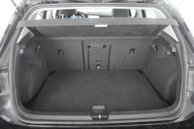 VOLKSWAGEN Golf Golf 1.0 eTSI EVO DSG Life