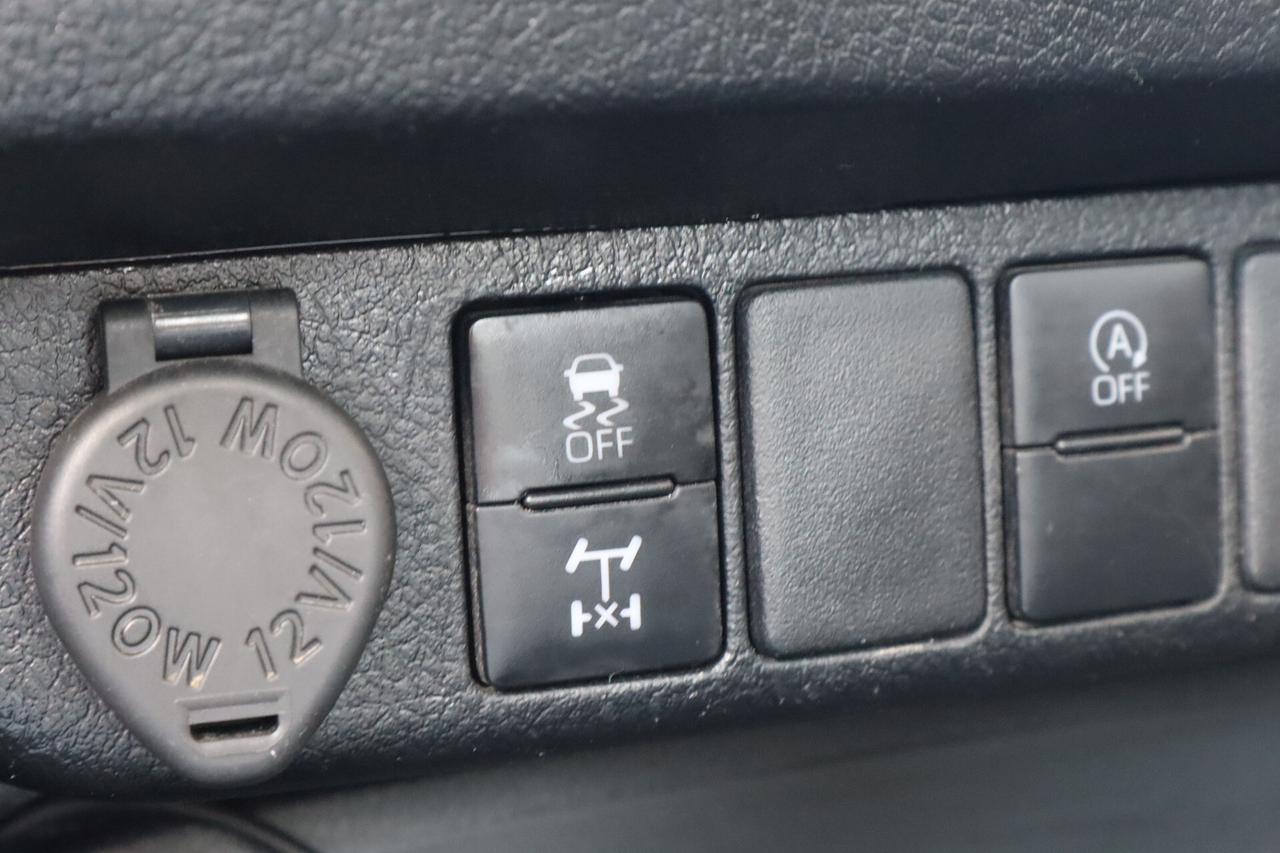 Toyota Hilux 2.4 EXTRA CAB 150CV