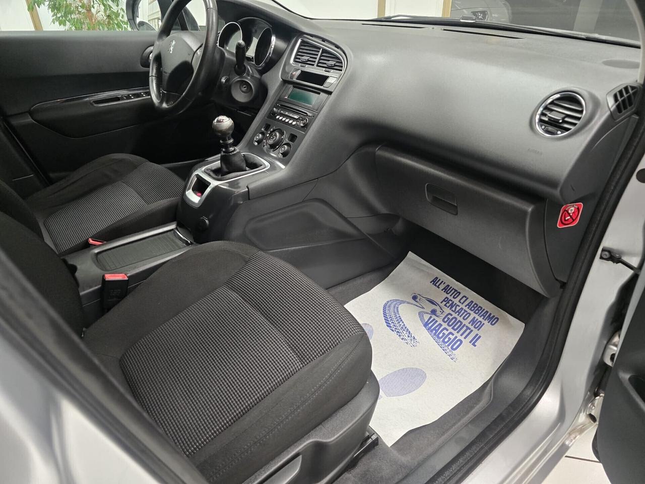 Peugeot 5008 1.6 HDi 112CV Premium