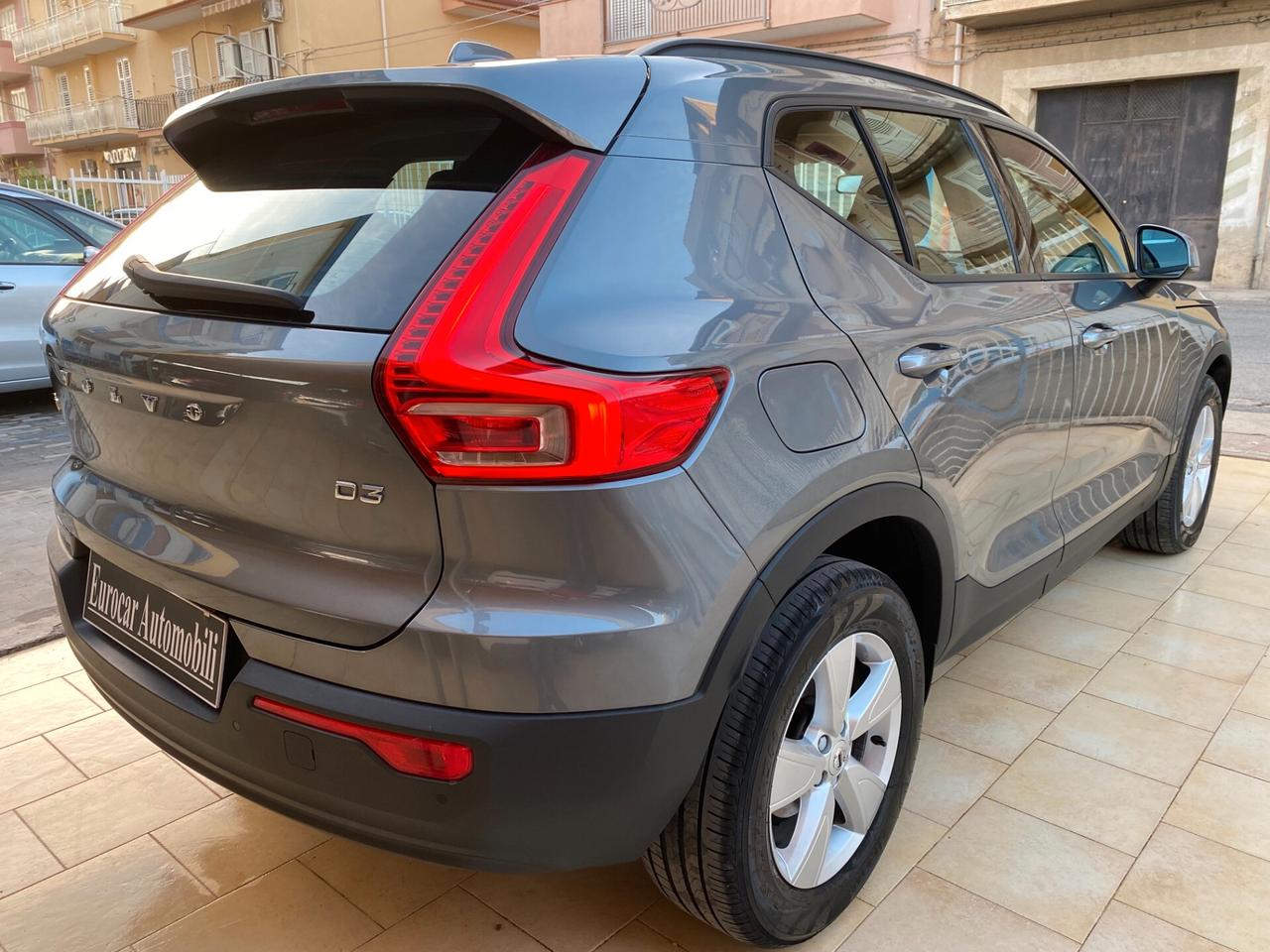 Volvo XC40 D3 Momentum 2.0 TDI 150CV