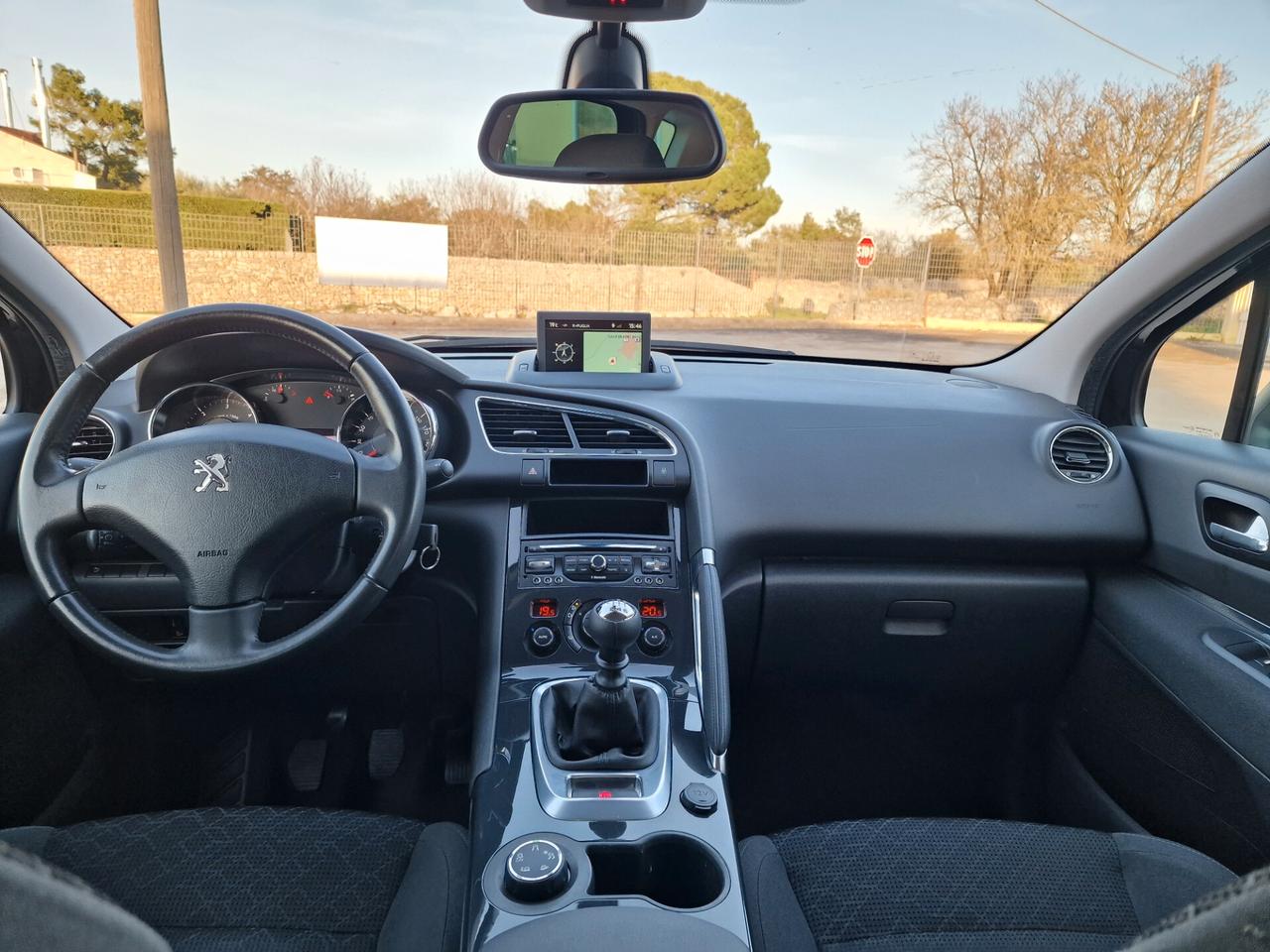 Peugeot 3008 BlueHDi 120 S&S Business