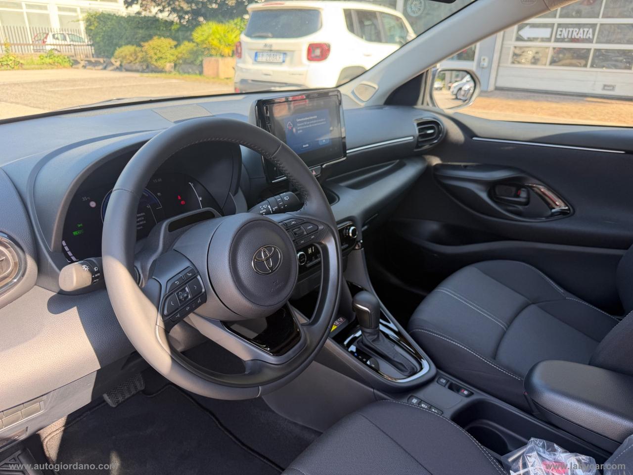 TOYOTA Yaris 1.5 Hybrid 5p. ICON VETTURA KM 0