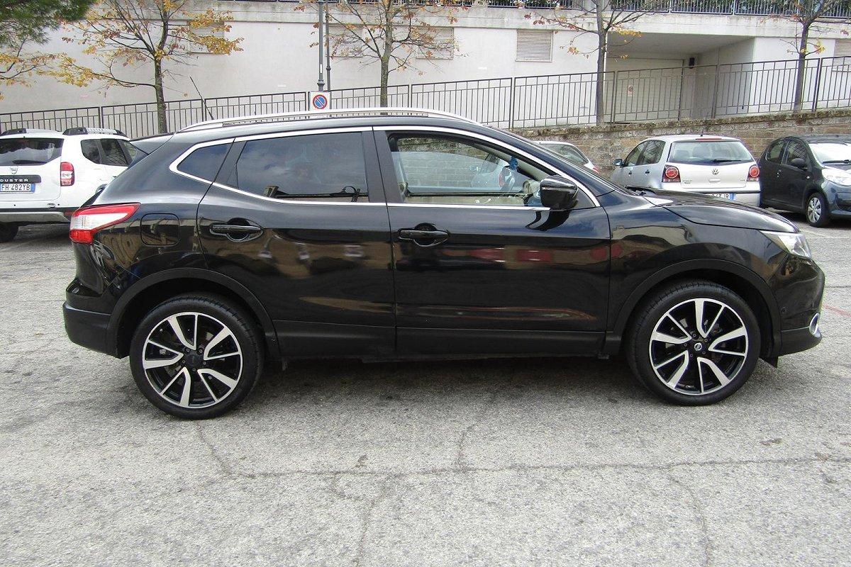 NISSAN Qashqai 1.5 dCi Tekna
