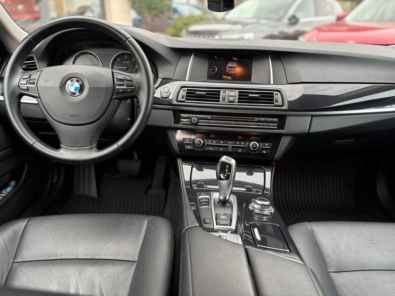 BMW Serie 5 520d Luxury Touring aut