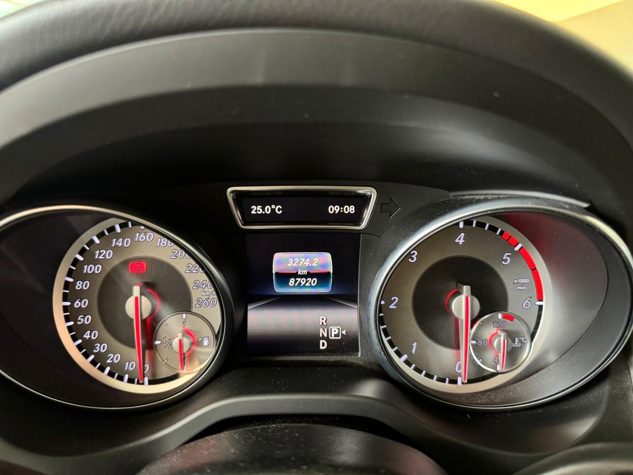 Mercedes-benz GLA 220 d Automatic 4Matic Urban