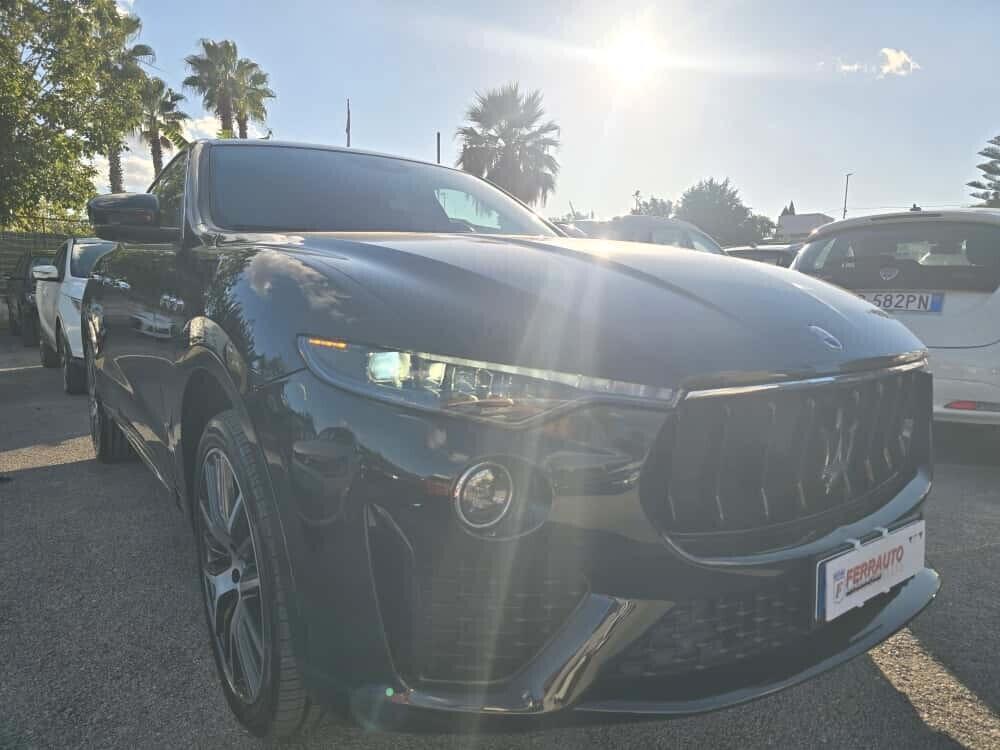 MASERATI LEVANTE 250CV V6 DIESEL AWD GRANSPORT