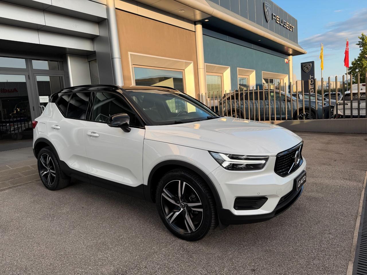 Volvo XC40 D3 R-design