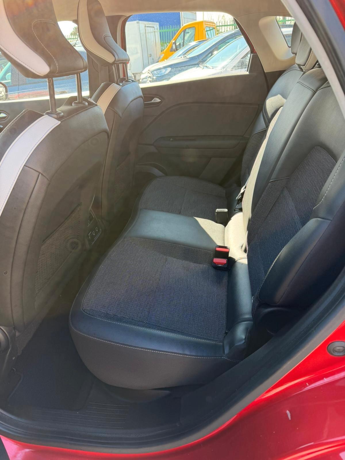 Renault Captur E-TECH PLUG-IN HYBRID 1.6 AUTOMATICA/NAVI/P