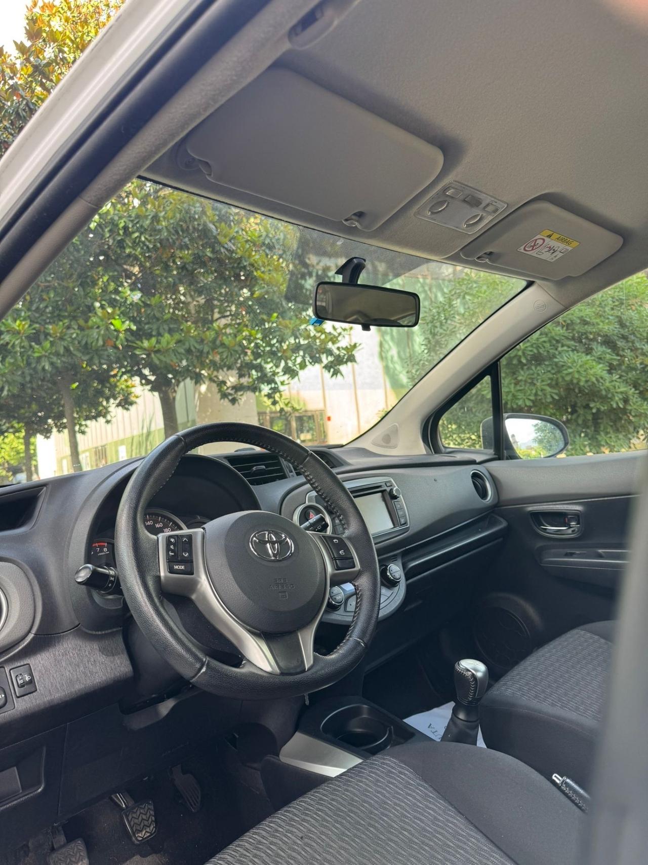 Toyota Yaris 1.0 5 porte Lounge