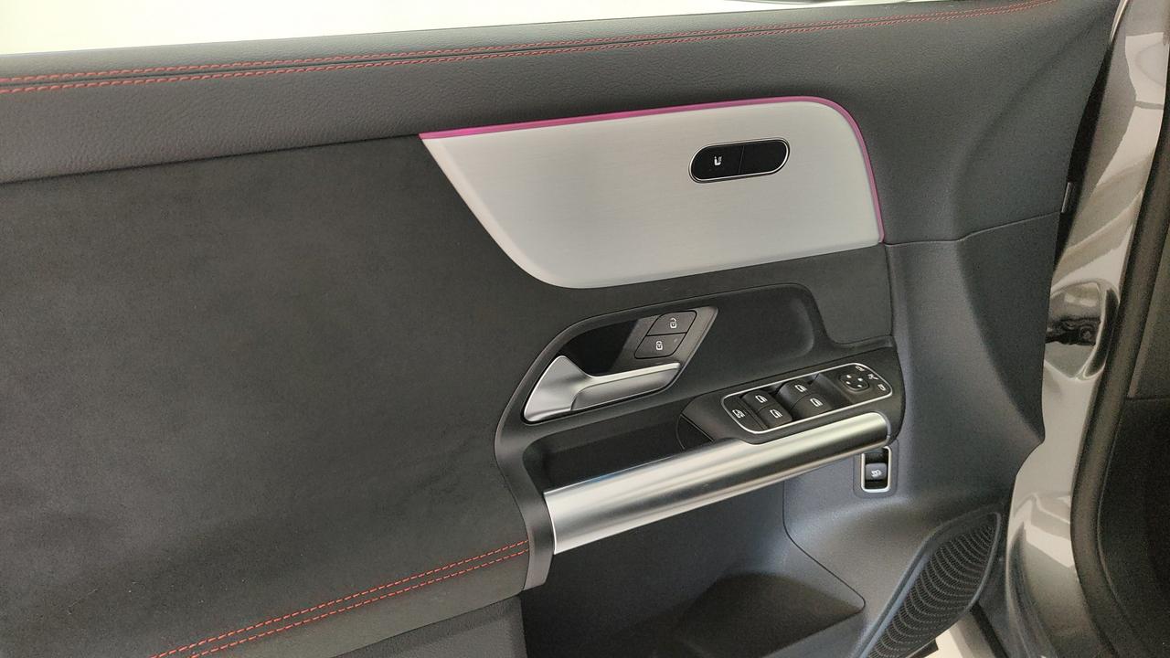 Mercedes-Benz GLA 200 d automatic
