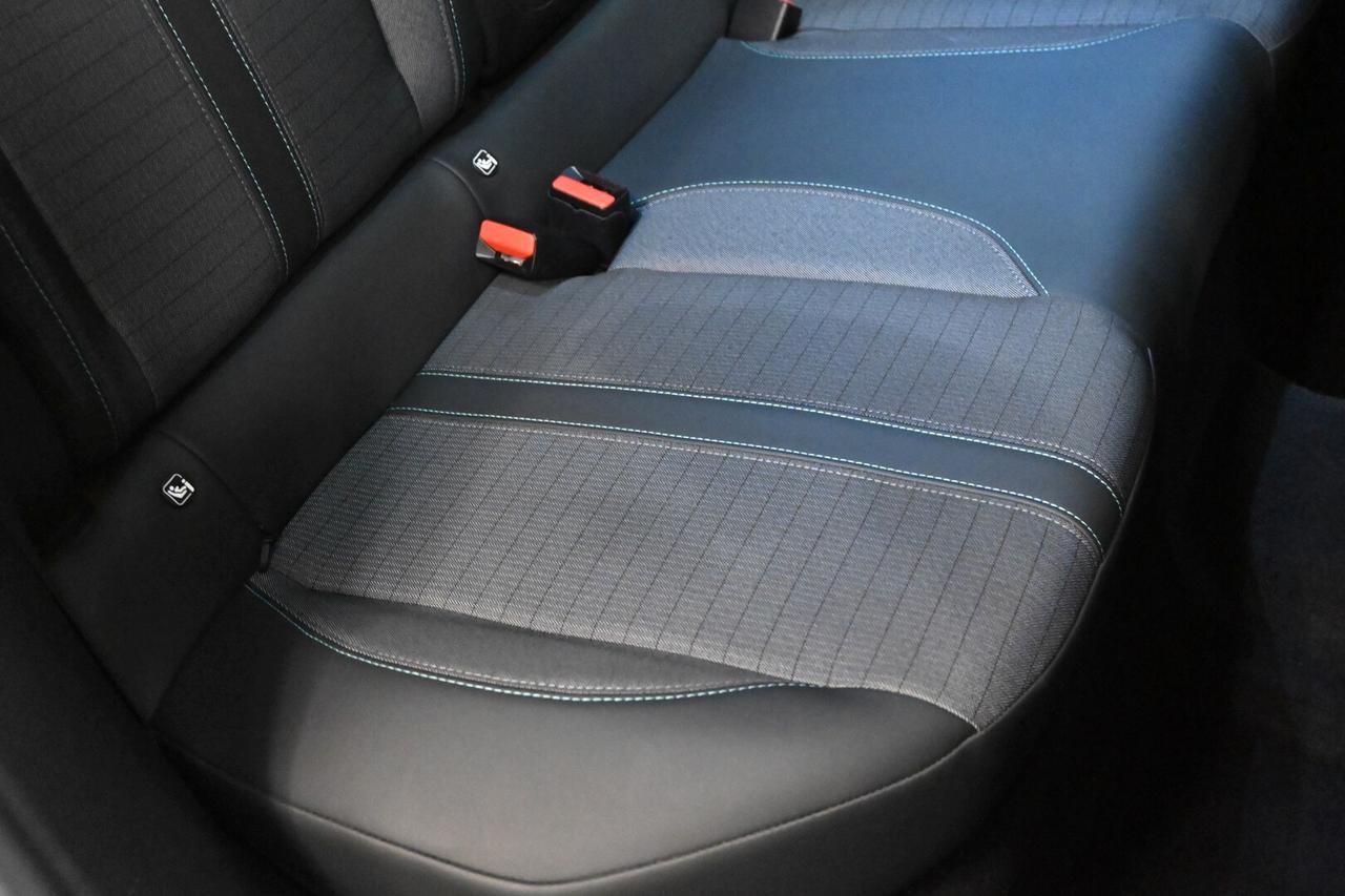 PEUGEOT 2008 2ª serie 2008 PureTech 130 S&S Al...