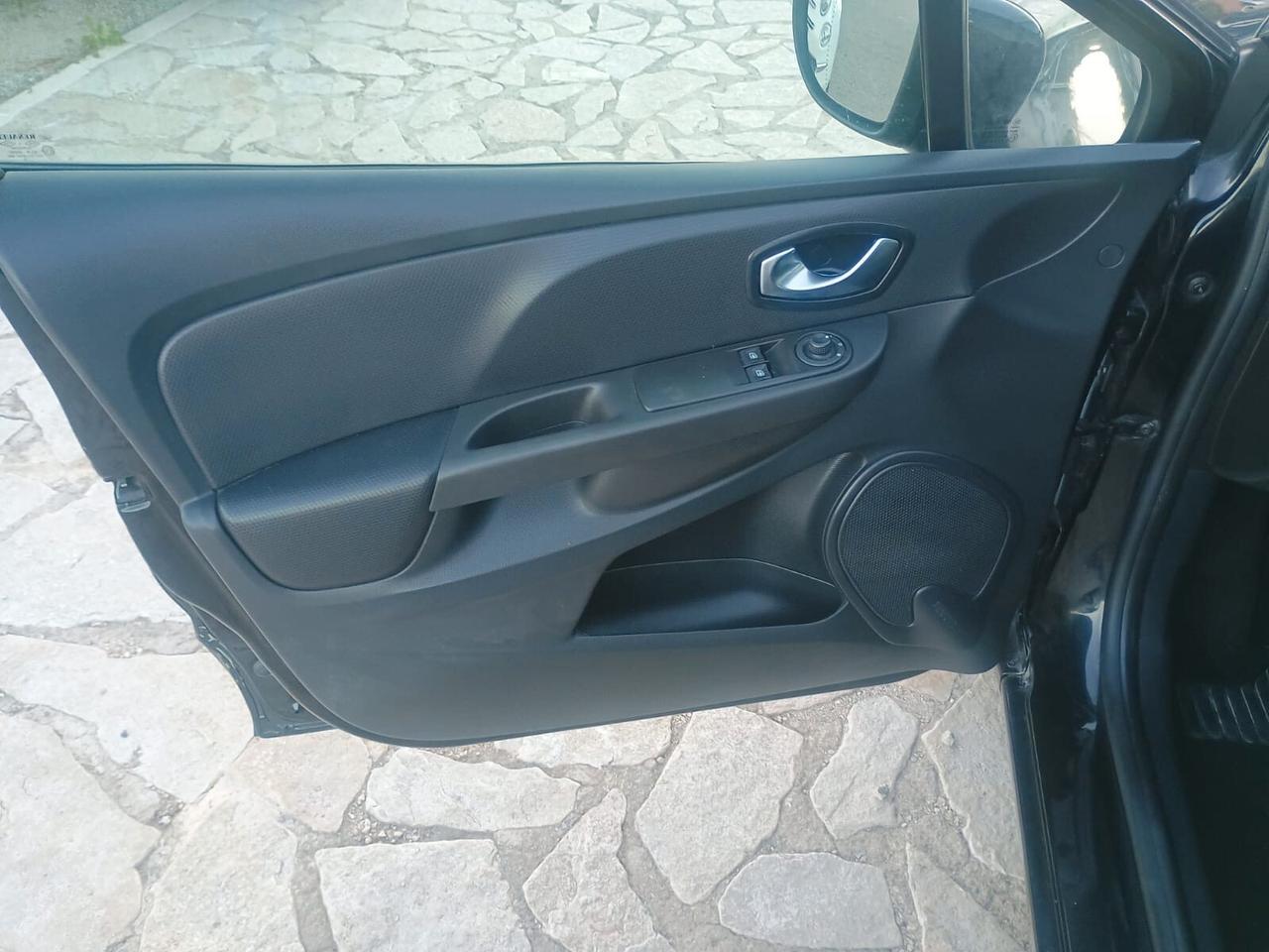 Renault Clio 1.2 75CV GPL 5 porte Live