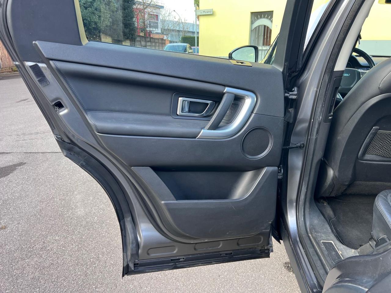 Land Rover Discovery Sport 2.0 TD4 HSE #9050