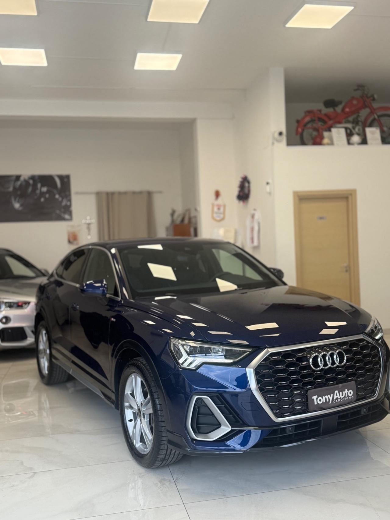 Audi Q3 SPORTBACK 35 tdi S-line edition S-tronic NAVI,TELECAMERA,FARI LED,APPLE CARPLAY,AZIENDALE ITA