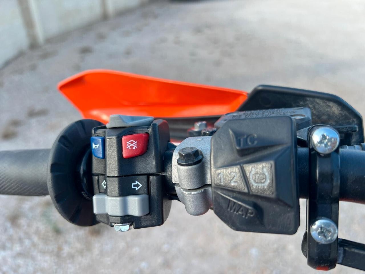 Ktm 450 SX-F tripla omologazione cross enduro motard
