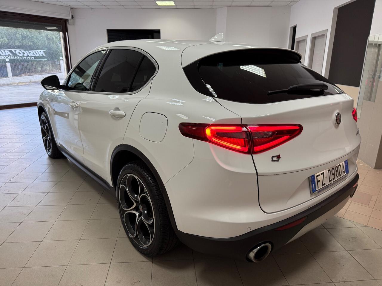 Alfa Romeo Stelvio 2.2 Turbodiesel 210 CV AT8 Q4 Executive