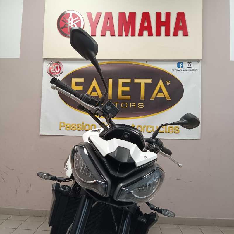 Triumph Street Triple 765 R - 2024