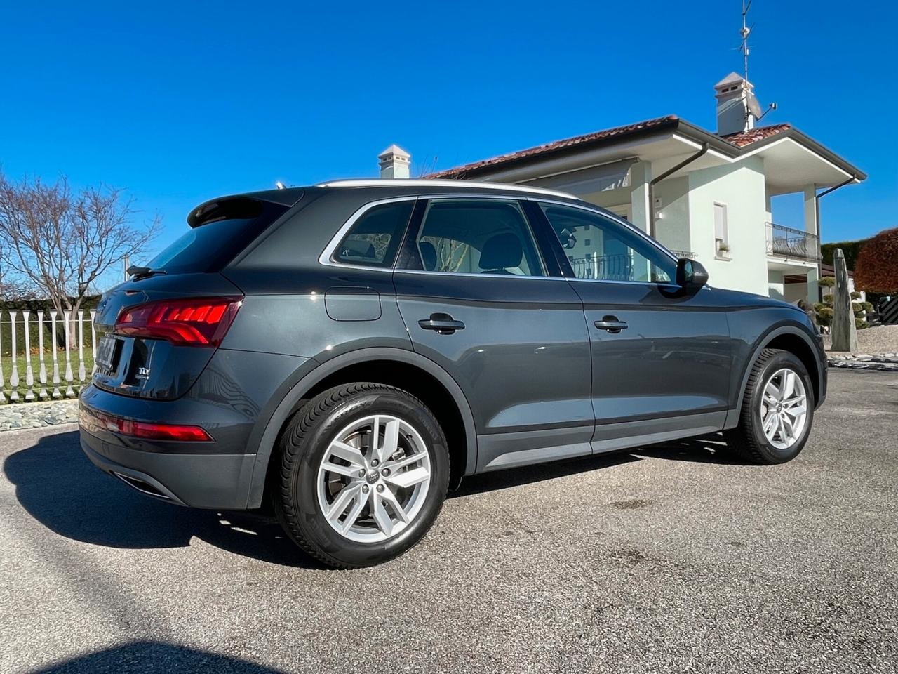 Audi Q5 2.0 TDI quattro S tronic Design
