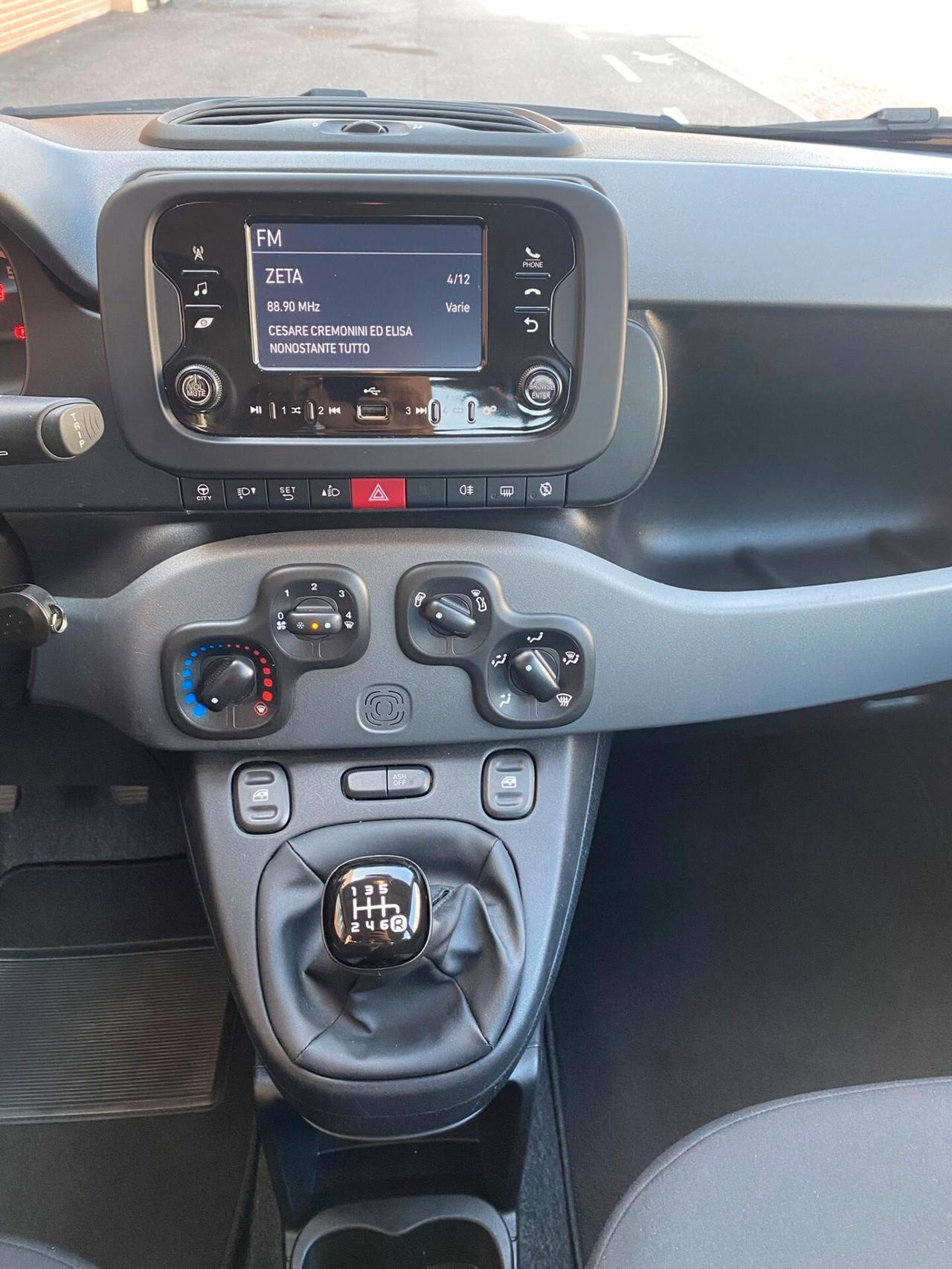 FIAT PANDA HYBRID 1.0cc S&S 5 POSTI