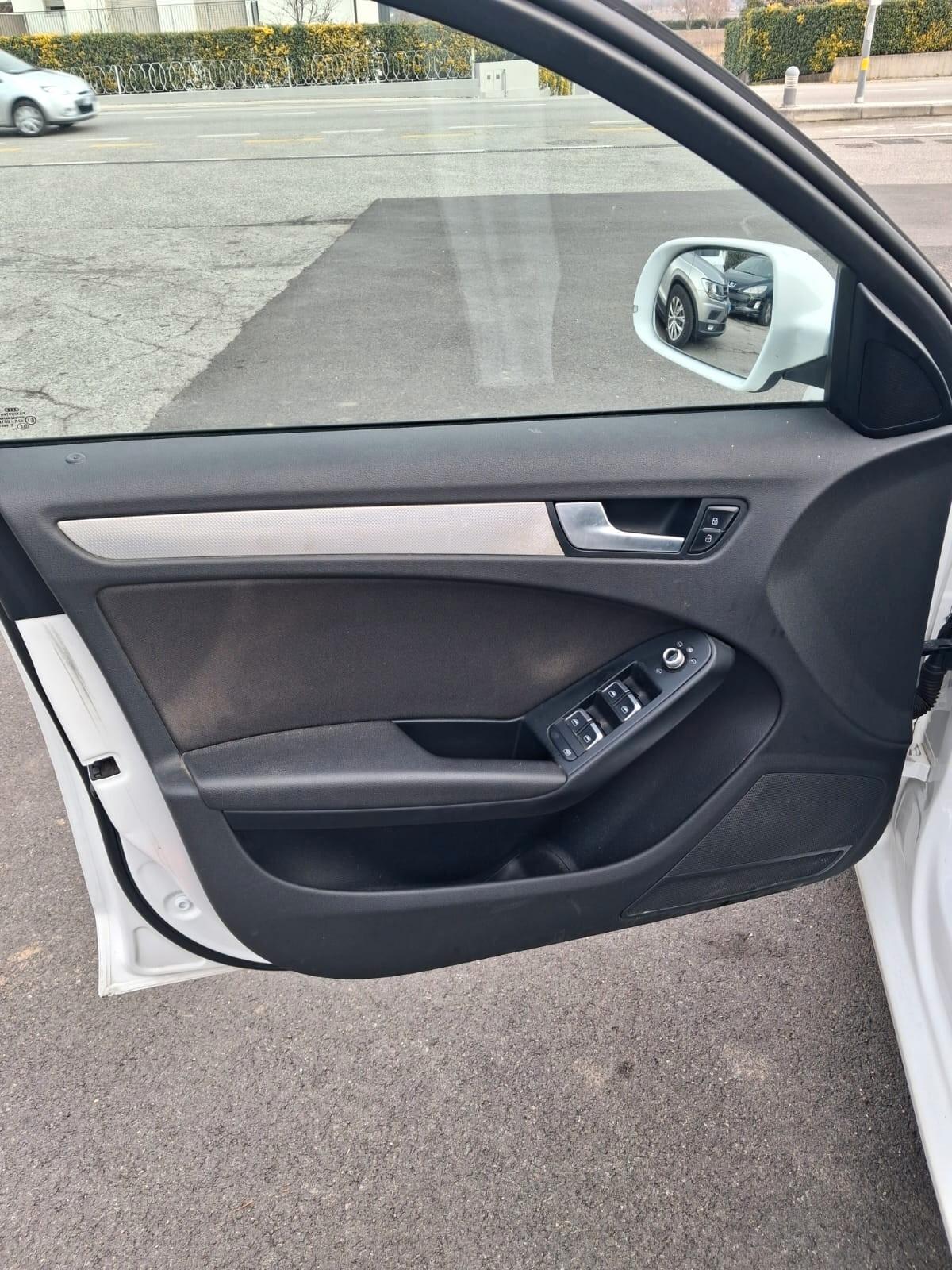 Audi A4 Avant 2.0 TDI 177CV quattro Ambiente