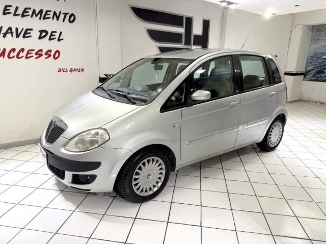 Lancia Musa 1.4 16v Platino Plus