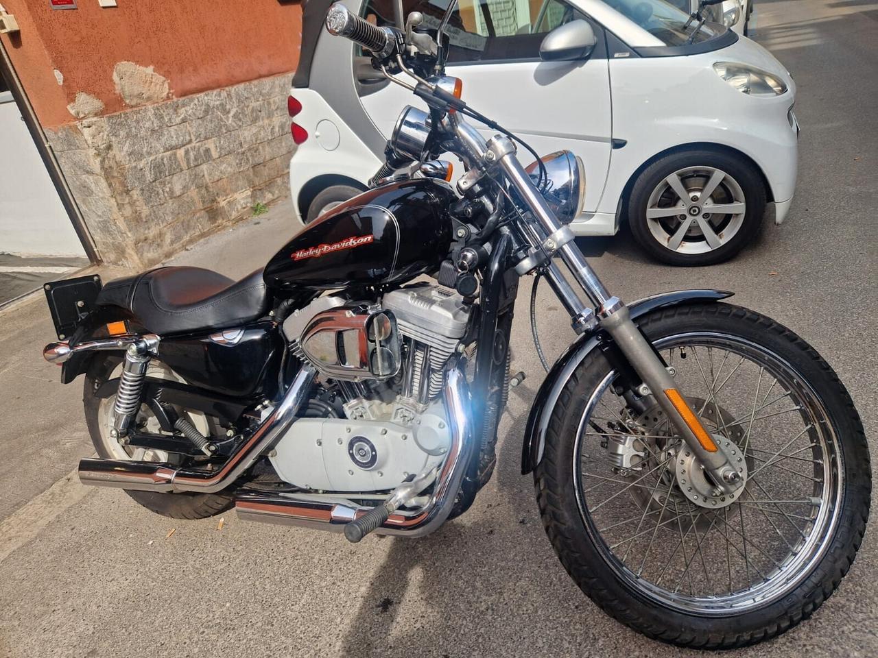 Harley-davidson 883 Sportster Custom SOLO 14.000 KM