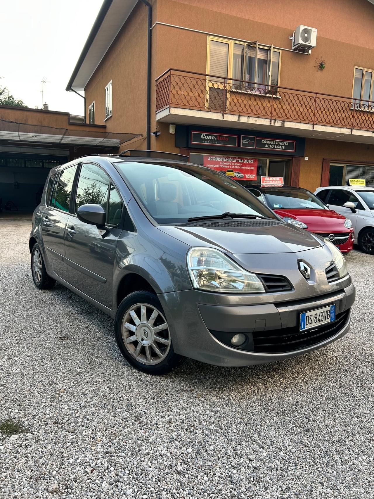 Renault Modus Grand 1.2 16V