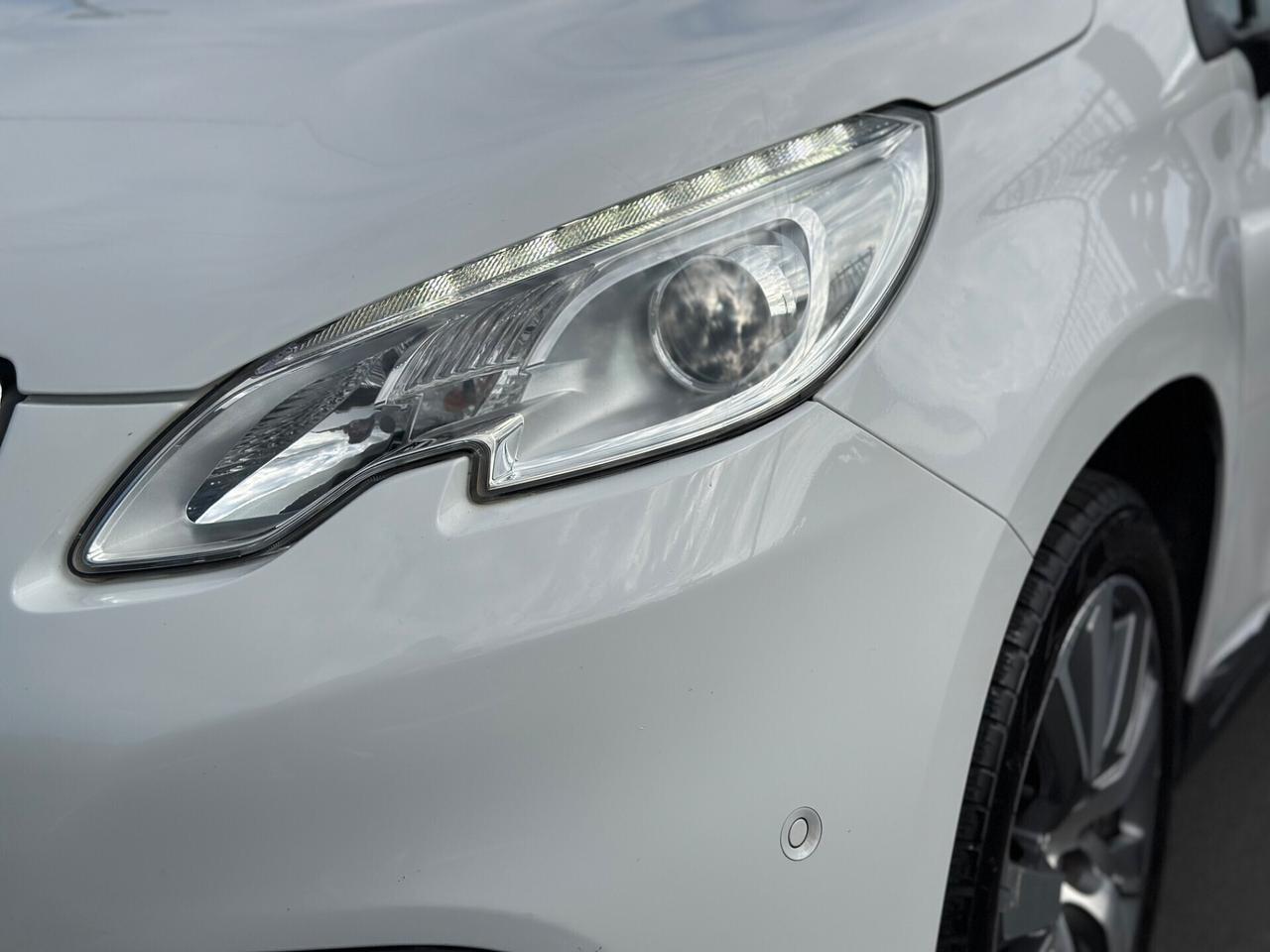 Peugeot 2008 BlueHDi 120 S&S Allure