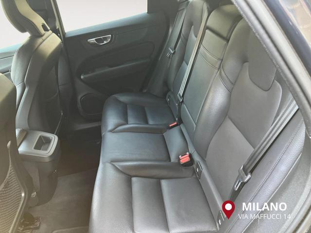 VOLVO XC60 B5 (d) AWD Geartronic Inscription