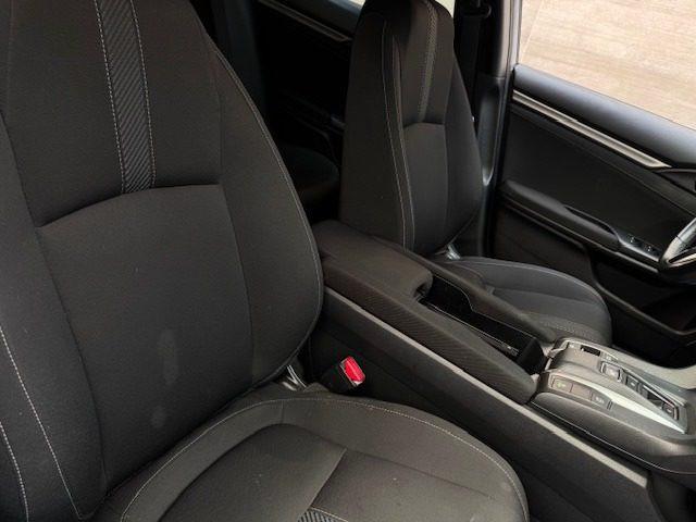 HONDA Civic 1.6 5 porte aut. Elegance Navi