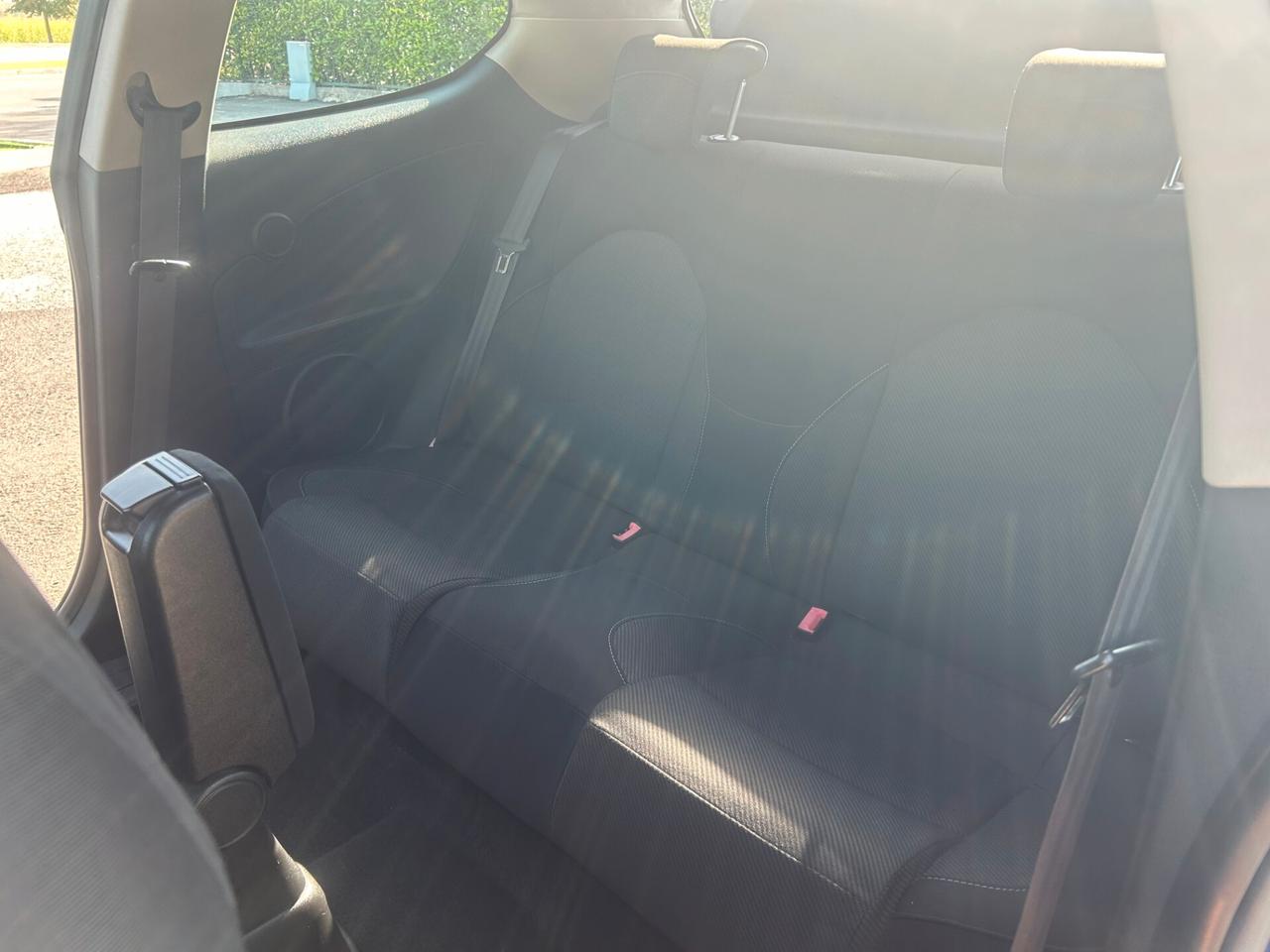 Alfaromeo Mito 1.4 Distintive ok neopatentati Leva DNA – selettore modalità di guida -